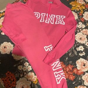 Vs pink sweater and sweat pants